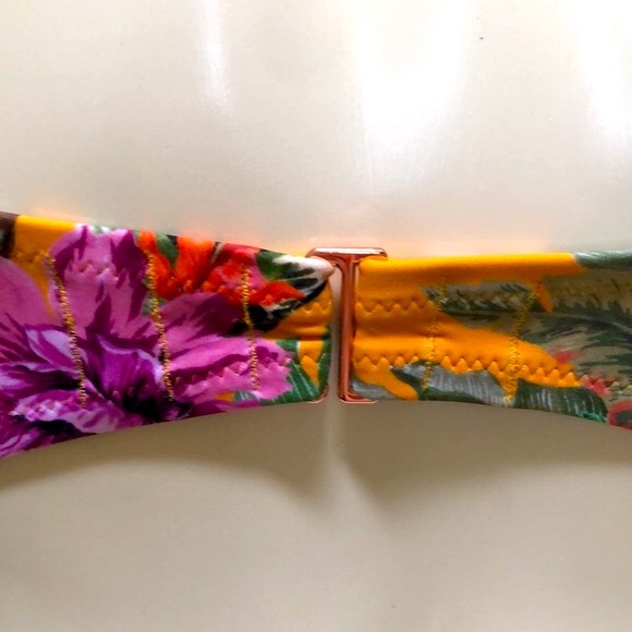 New Shade and Shore 2 piece bikini.  Size 34D top & M(8-10) bottoms. Floral. - Picture 12 of 16